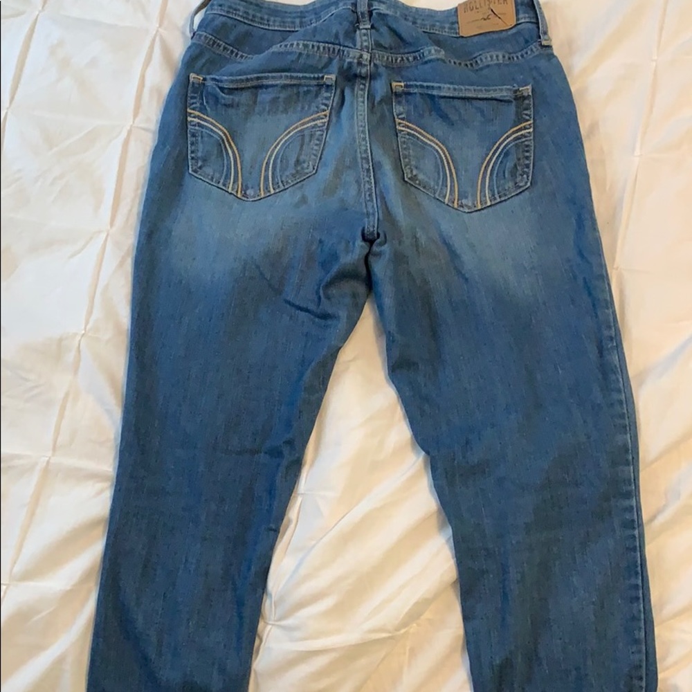 High Rise Hollister Jeans - Picture 2 of 6